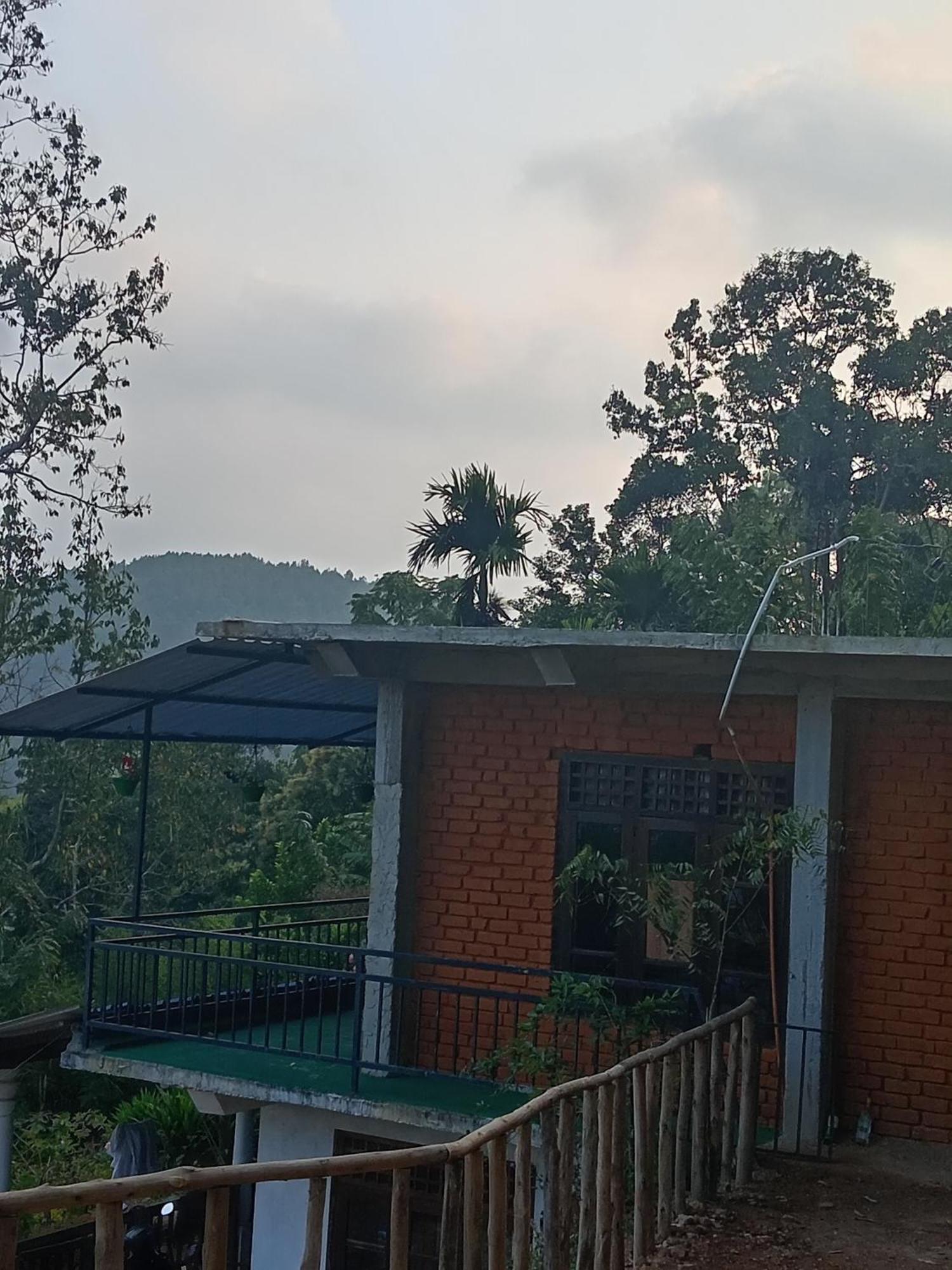 Apurvi Homestay Элла Экстерьер фото